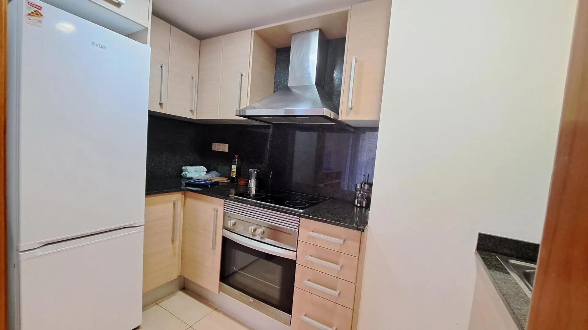 2-Bedroom Apartment In Lloret De Mar City Center Spain