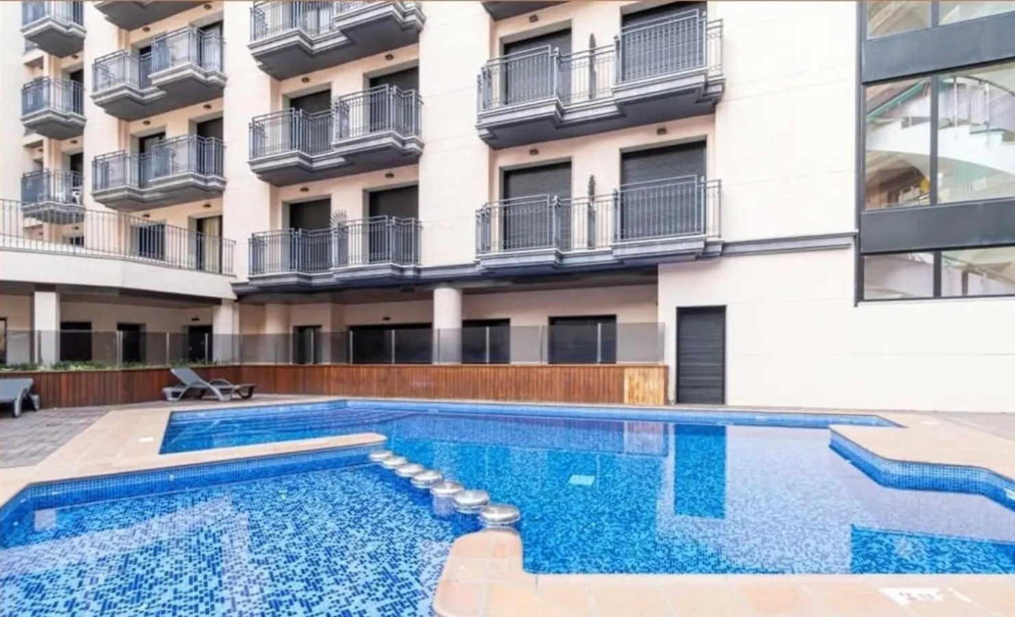 2-Bedroom Apartment In Lloret De Mar City Center